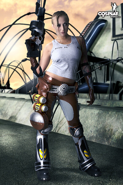 Kayla in Anya Stroud from Gears of war from Cosplay Erotica