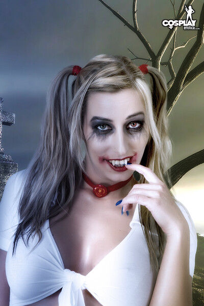 Sandy Bell in Jeanette from Vampire The Masquerade Bloodlines from Cosplay Erotica