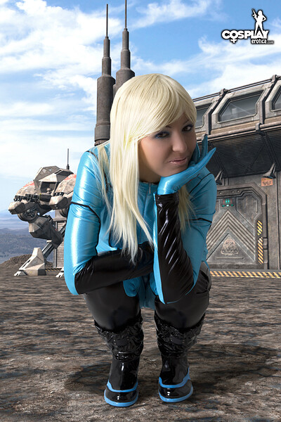 Mea Lee in Zero from Samus Aran from Cosplay Erotica