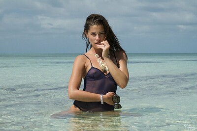 Little Caprice in Paradise Island from Little Caprice Dreams