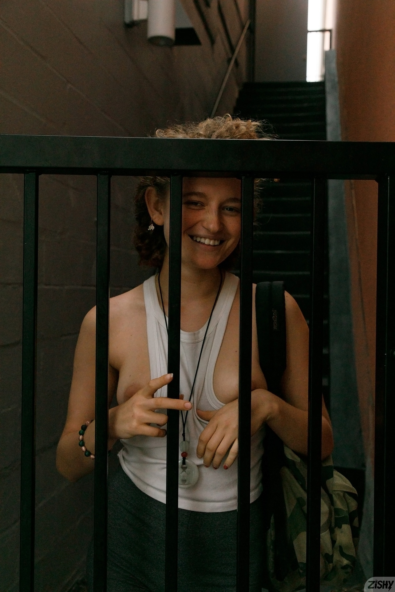 Debra Kenlow in Zishy set Rare Bird Florida