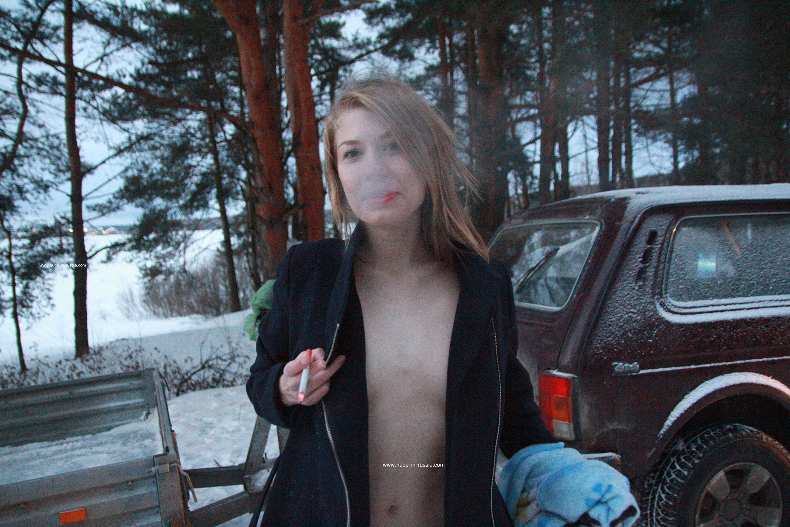 Eva in Nude In Russia set Heat Of The Moment