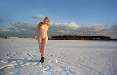 Elsa in Lady Of The Lake from Nude In Russia