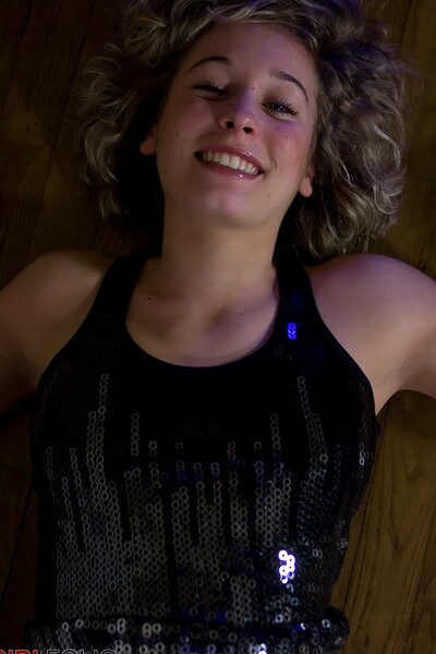 Sofia in Glitter from Girlfolio