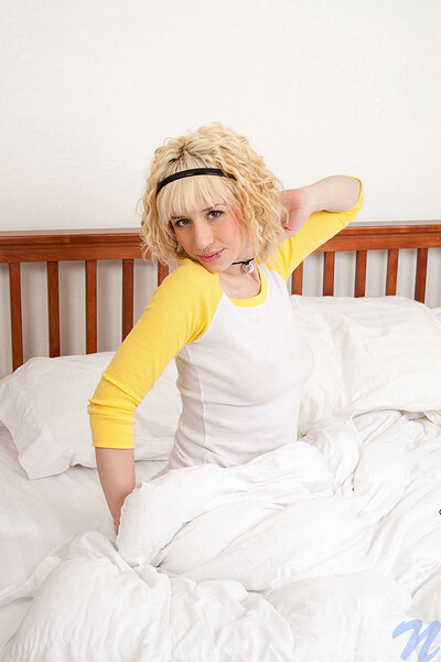 Proxy Paige in Bedroomfingers from Nubiles
