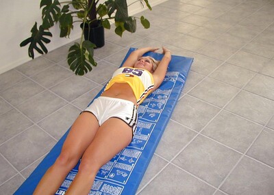 Amanda in Stretching-Pics from Nubiles