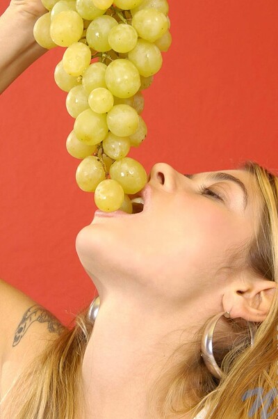 Cherry in Grapes diet from Nubiles