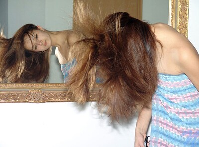 Malvina in Nude mirror from Nubiles