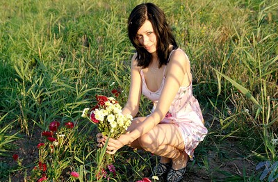 Holly in Green_fields from Nubiles