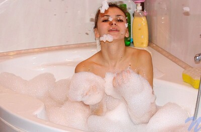 Katrina in Bathtub soak from Nubiles