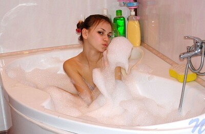 Katrina in 6bathtub Soak from Nubiles