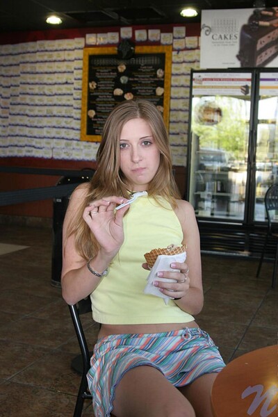 Lisa in 1ice Cream from Nubiles
