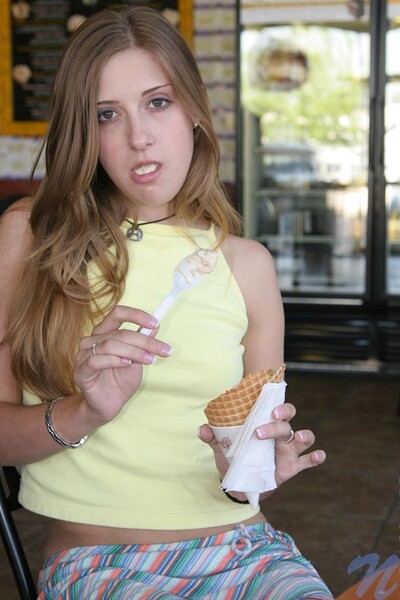 Lisa in 1ice Cream from Nubiles