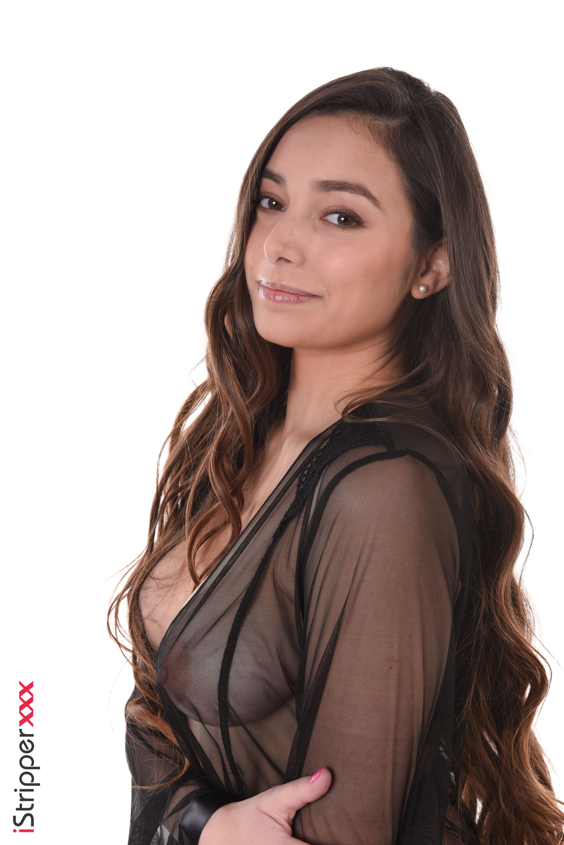 Shelena in Istripper set See-Thru’ Sway