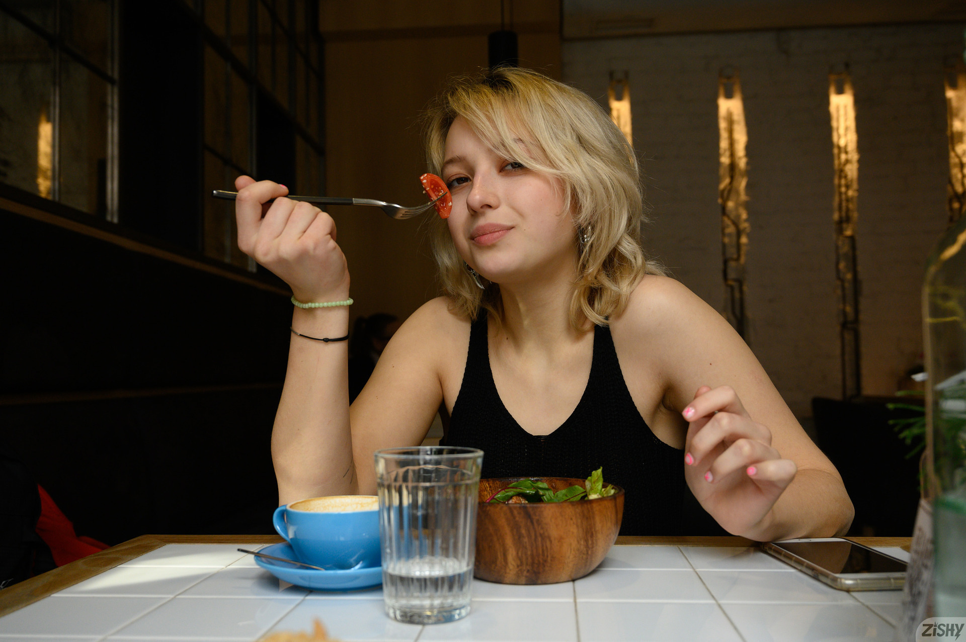 Taya Helenova in Zishy set Cake and Salad