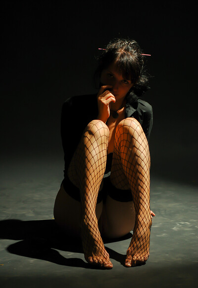 Eldoris Q in Unbelievably Sensuous Experience from Stunning 18