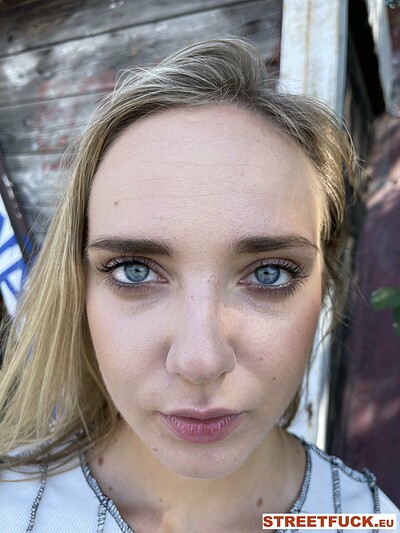Oxana Chic in Streetfuck Oxana Chic from Little Caprice Dreams