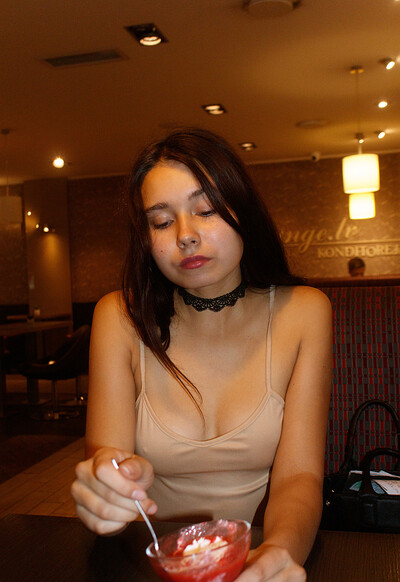 Miki Pedangen in Café Naturale from Zishy