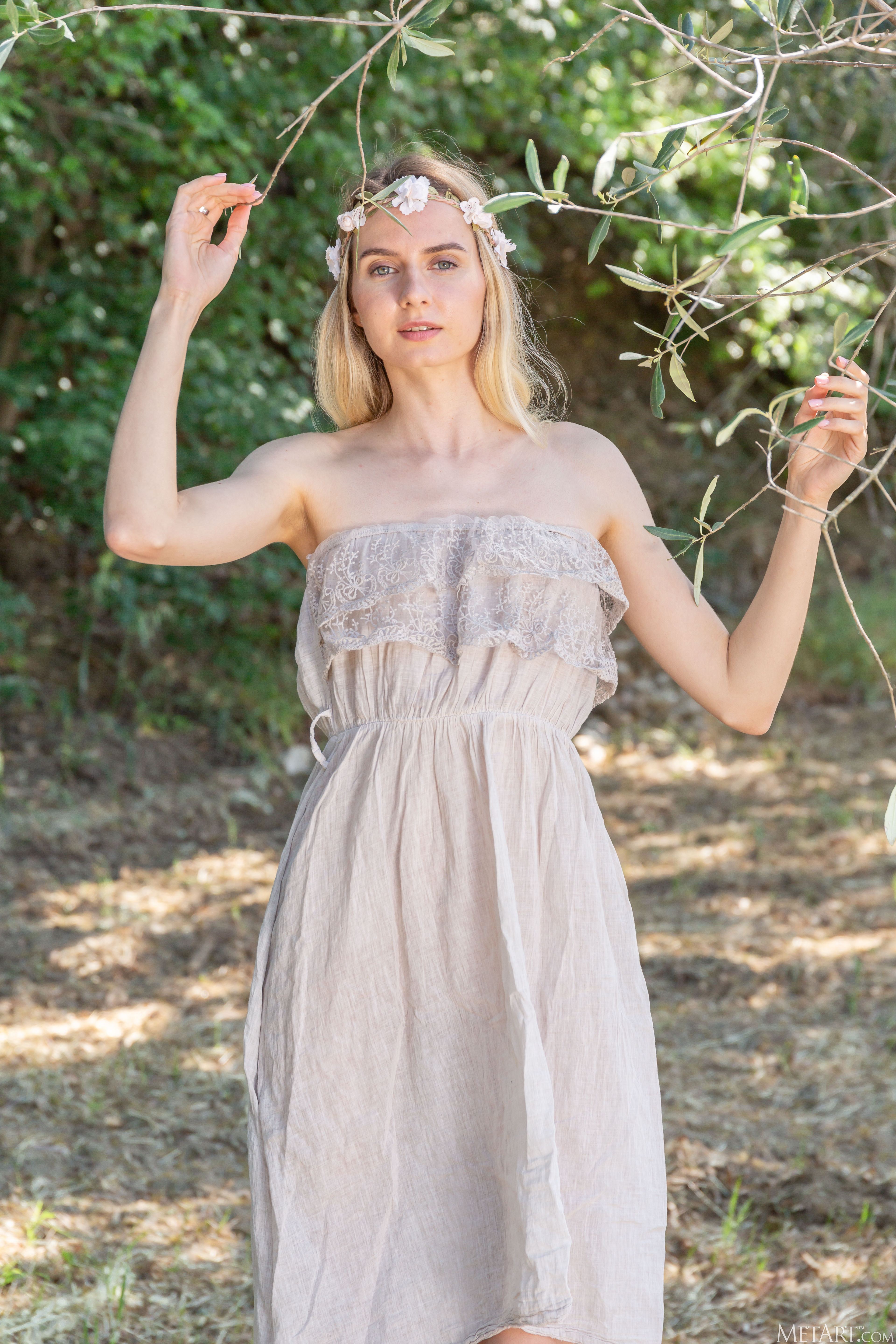 Emily Swan in Metart set Boho Vibe