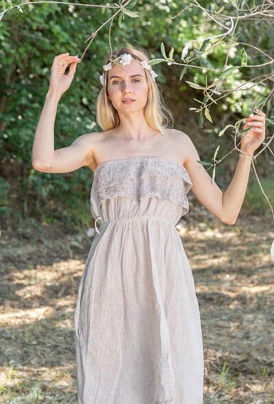 Emily Swan in Metart set Boho Vibe