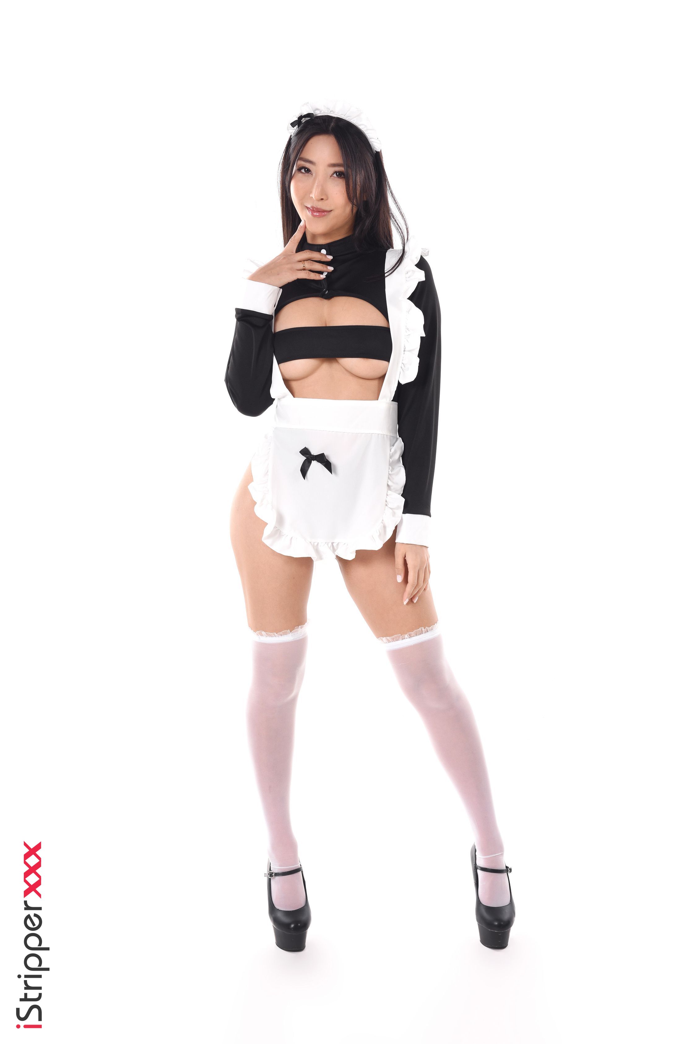 Emiri Momota in Istripper set The Japanese Method