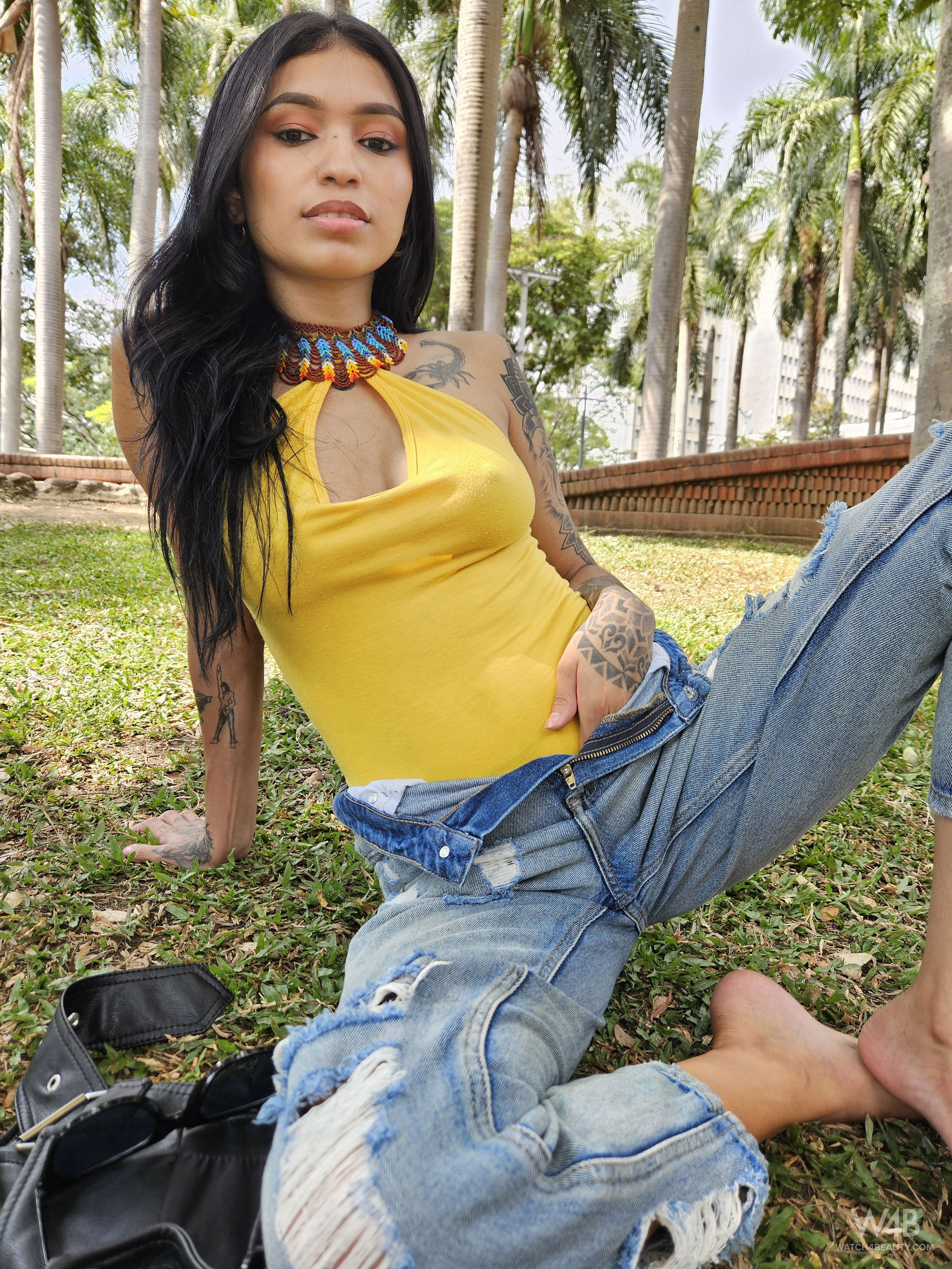Alexa Belluci in Watch 4 Beauty set Selfie 4u Ordinary Day