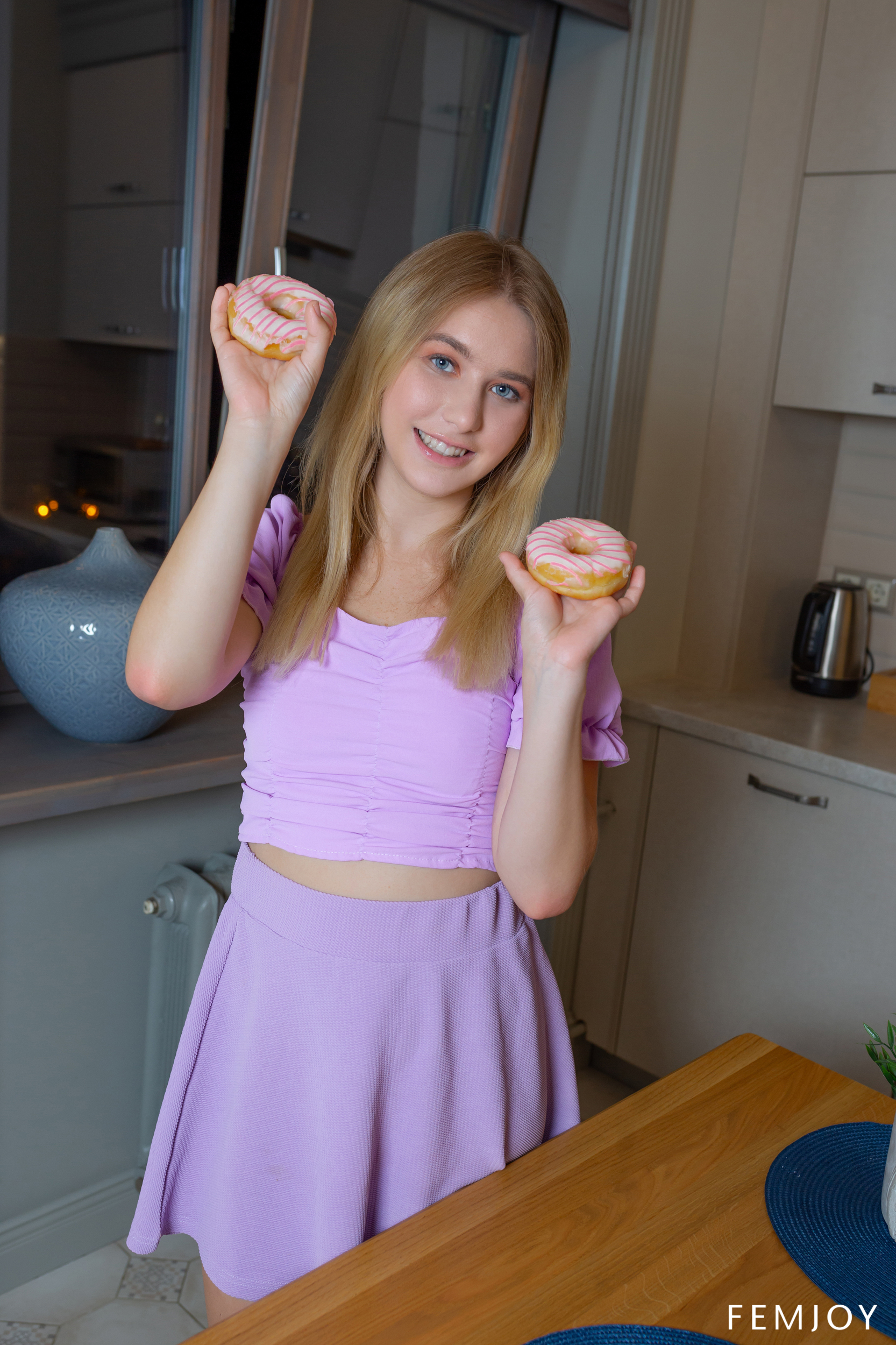 Melisa A in Femjoy set Donuts