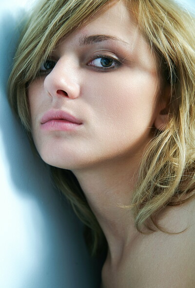 Erica in Gefifare In Color from Rylsky Art