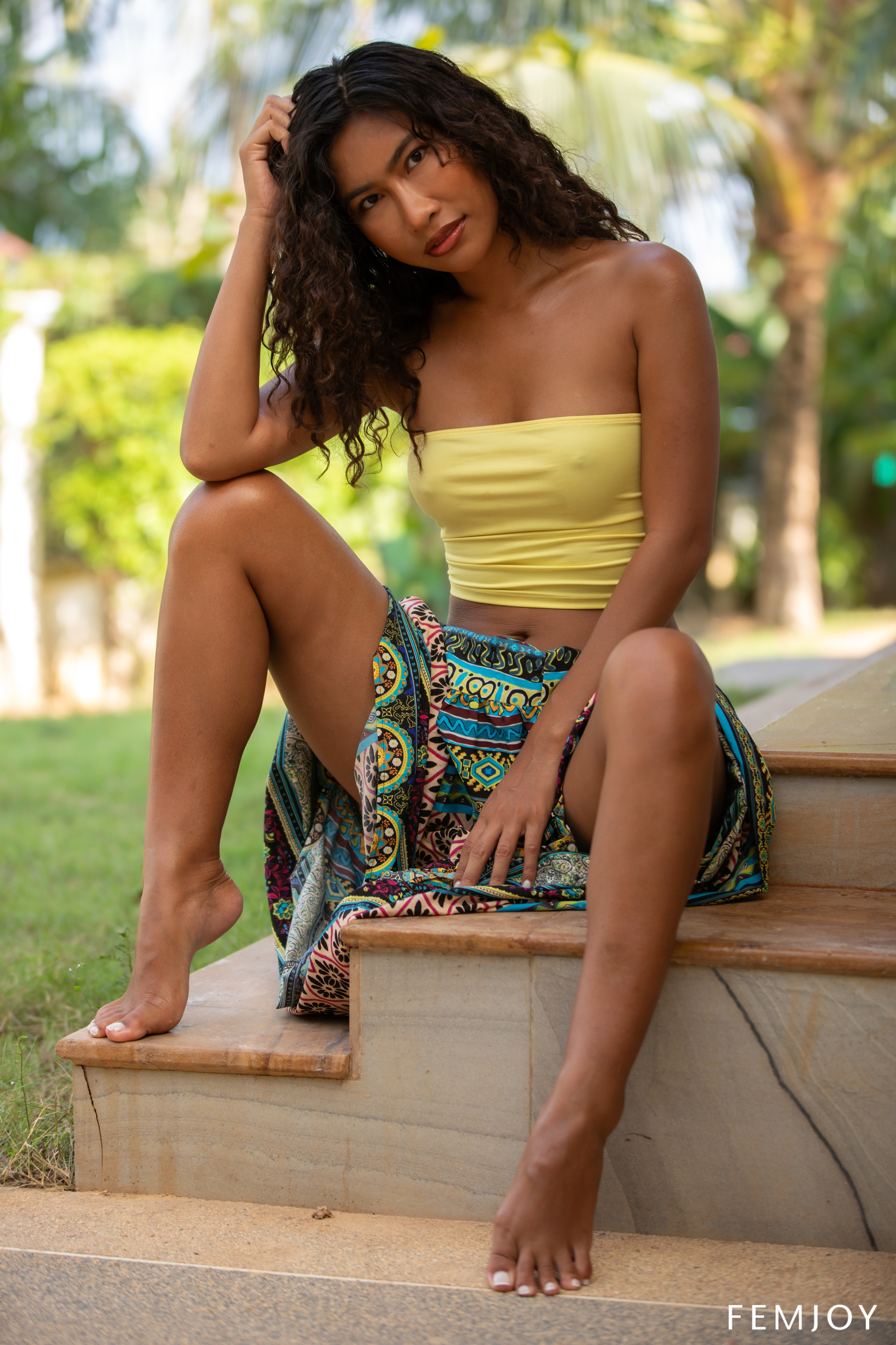 Niki Meow in Femjoy set Outdoor