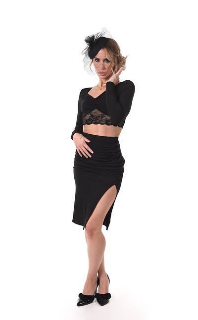 Mellany Glow in Istripper set Speakeasy