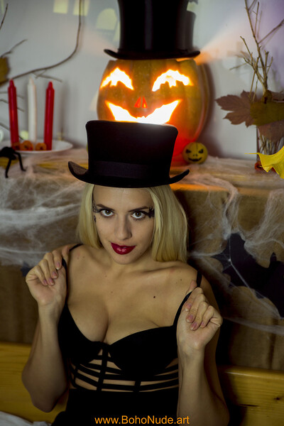 Anoli in Trick from Boho Nude Art