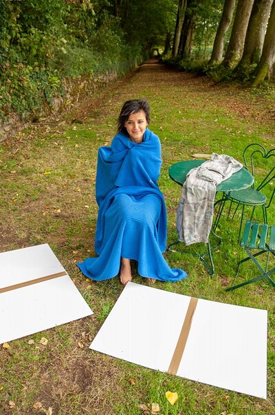 Ronni in Enjoying a Breeze from Morey Studio