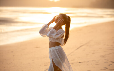 Bua in Sunset Sea from Femjoy