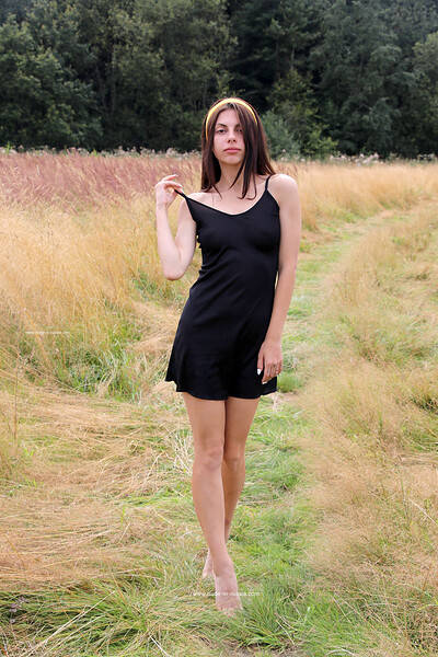 Dayana in Masturbating In The Field from Nude In Russia