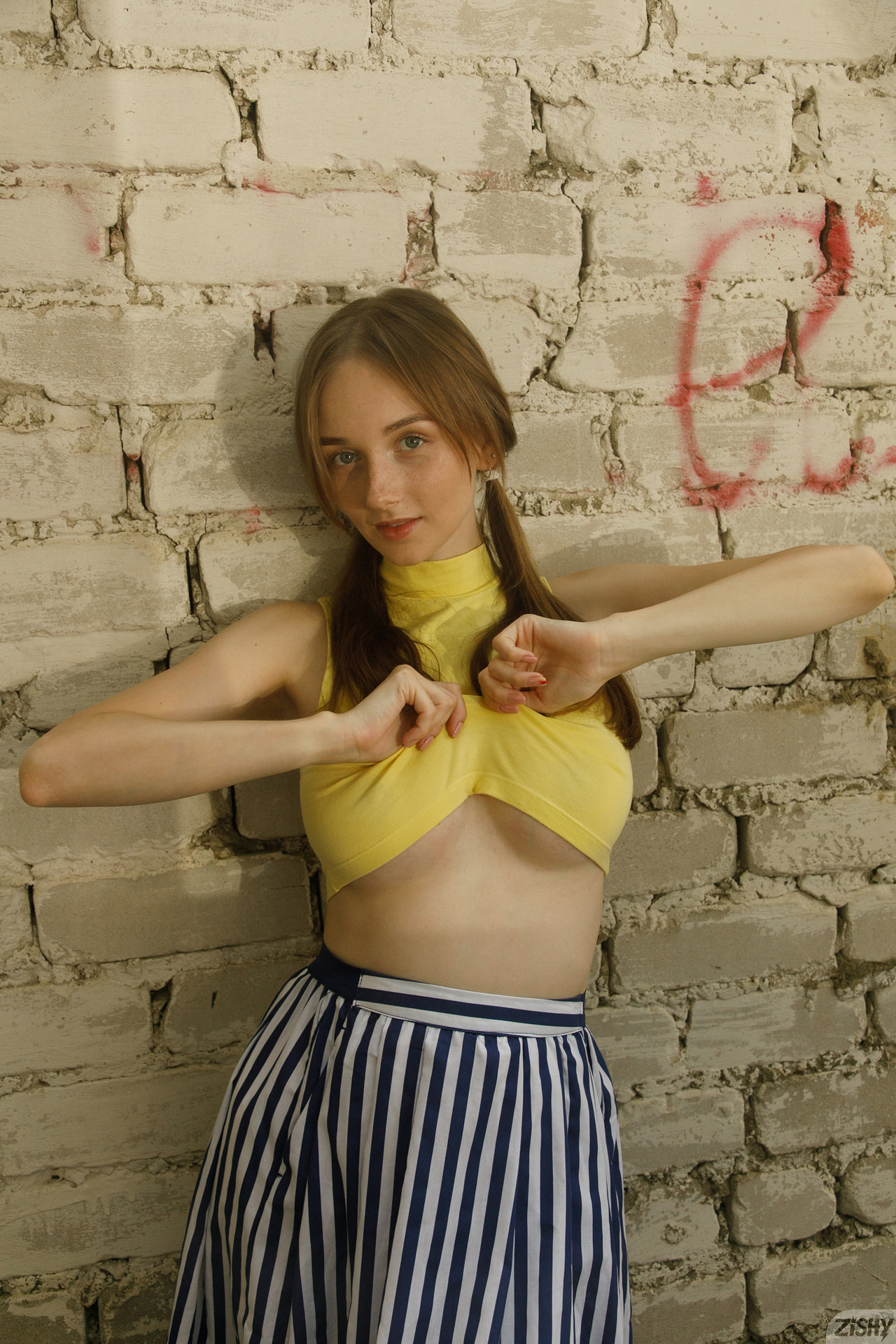 Ariel Gossimer in Zishy set Tease By The Sea 1