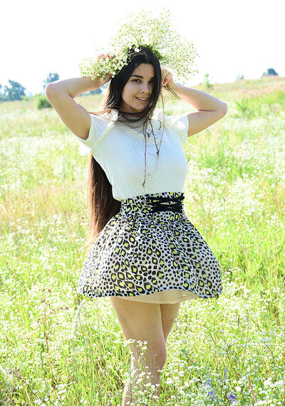 Aura in Pretiness from Showy Beauty