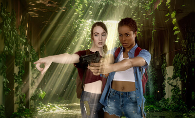 Kira Noir and Hazel Moore in The Last of Us from VR Cosplay X