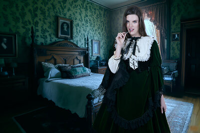 Fiona Frost in Mayfair Witches