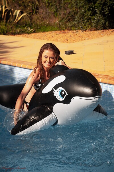 Jess Impiazzi in Whaling Around from Hayleys Secrets