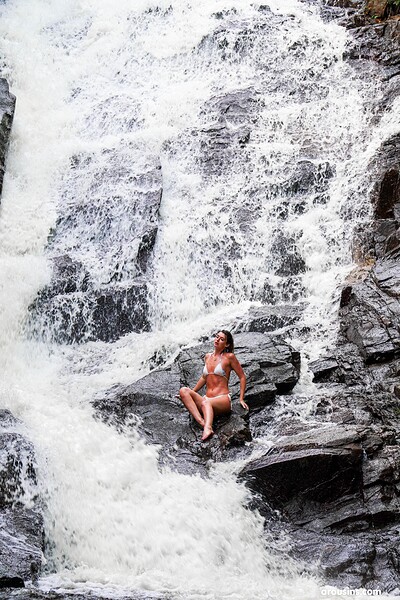 Candice Demellza in Beautiful View from Arousins