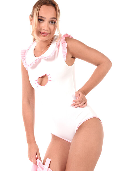 Aimee Rox in Purrr-fection from Istripper
