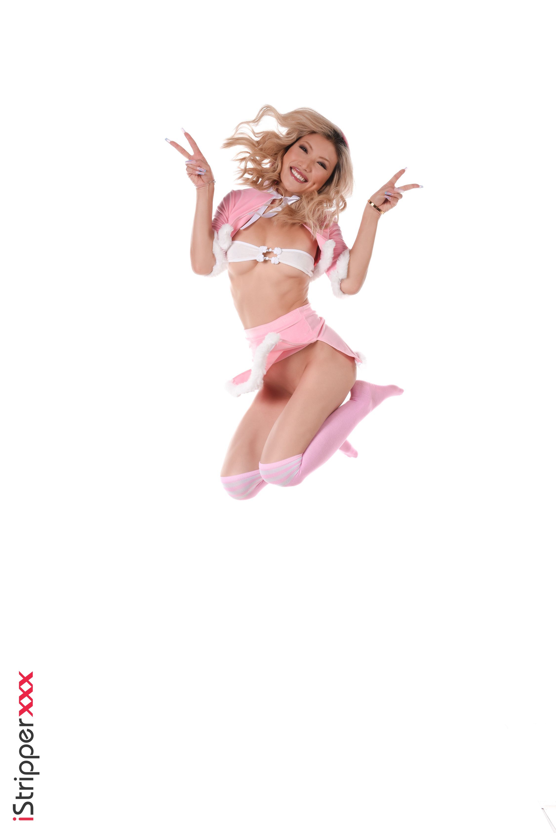 Dolly X in Istripper set Hello Dolly