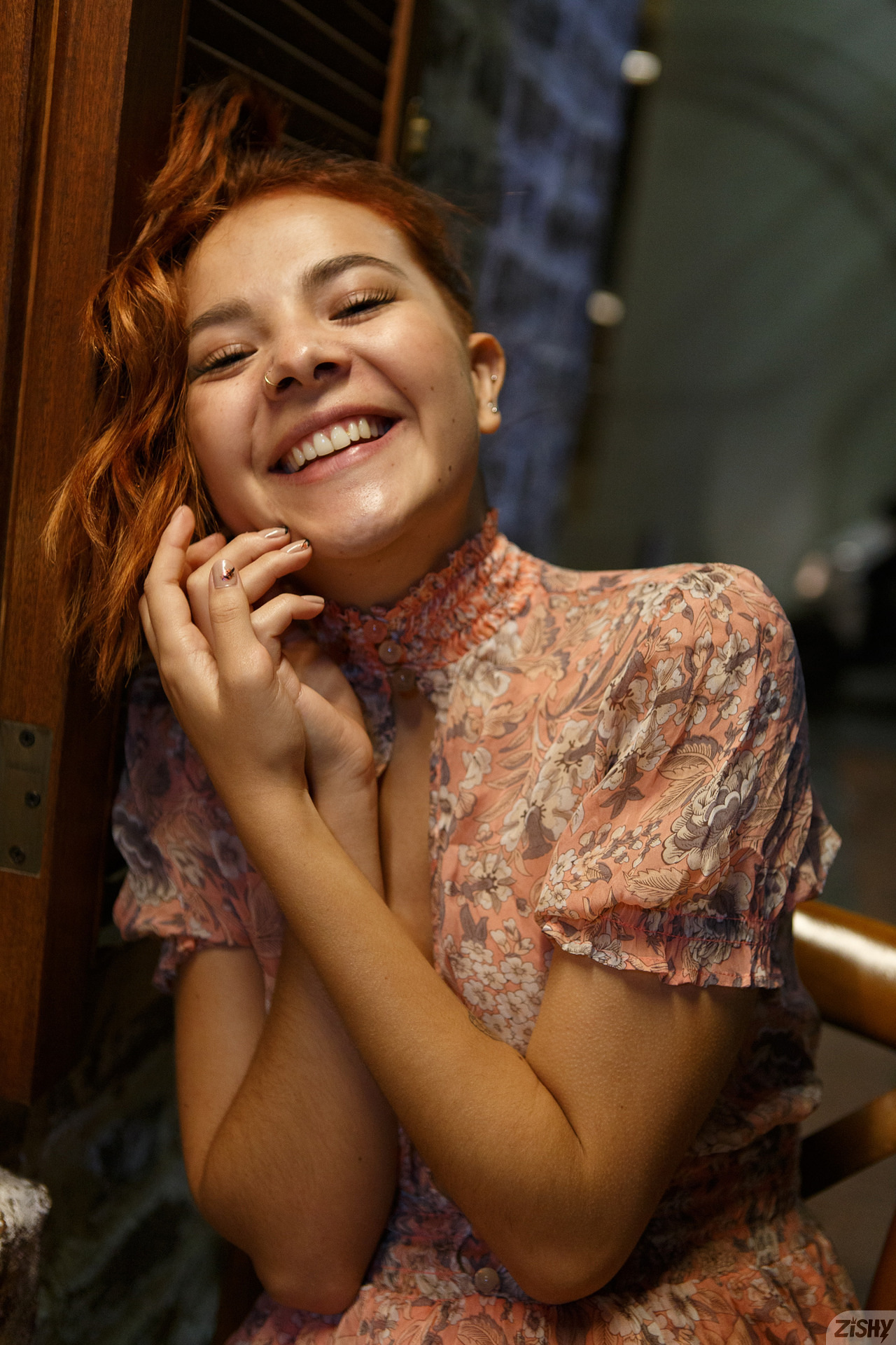 Maya Serrano in Zishy set Elegant Moon 1