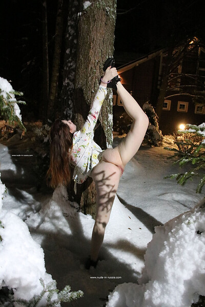 Kitsuna in Posing Outside from Nude In Russia