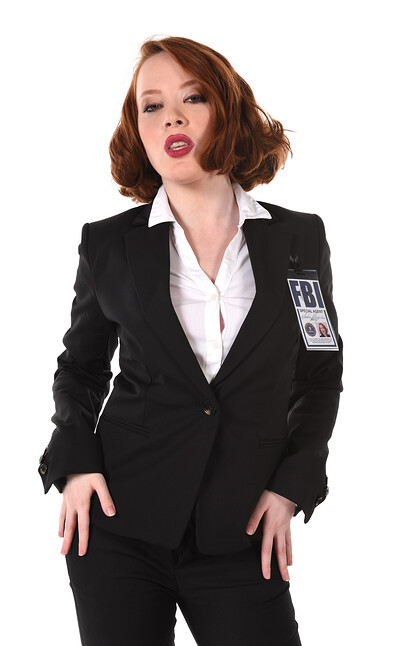 Lottie Magne in The XXX Files from Istripper