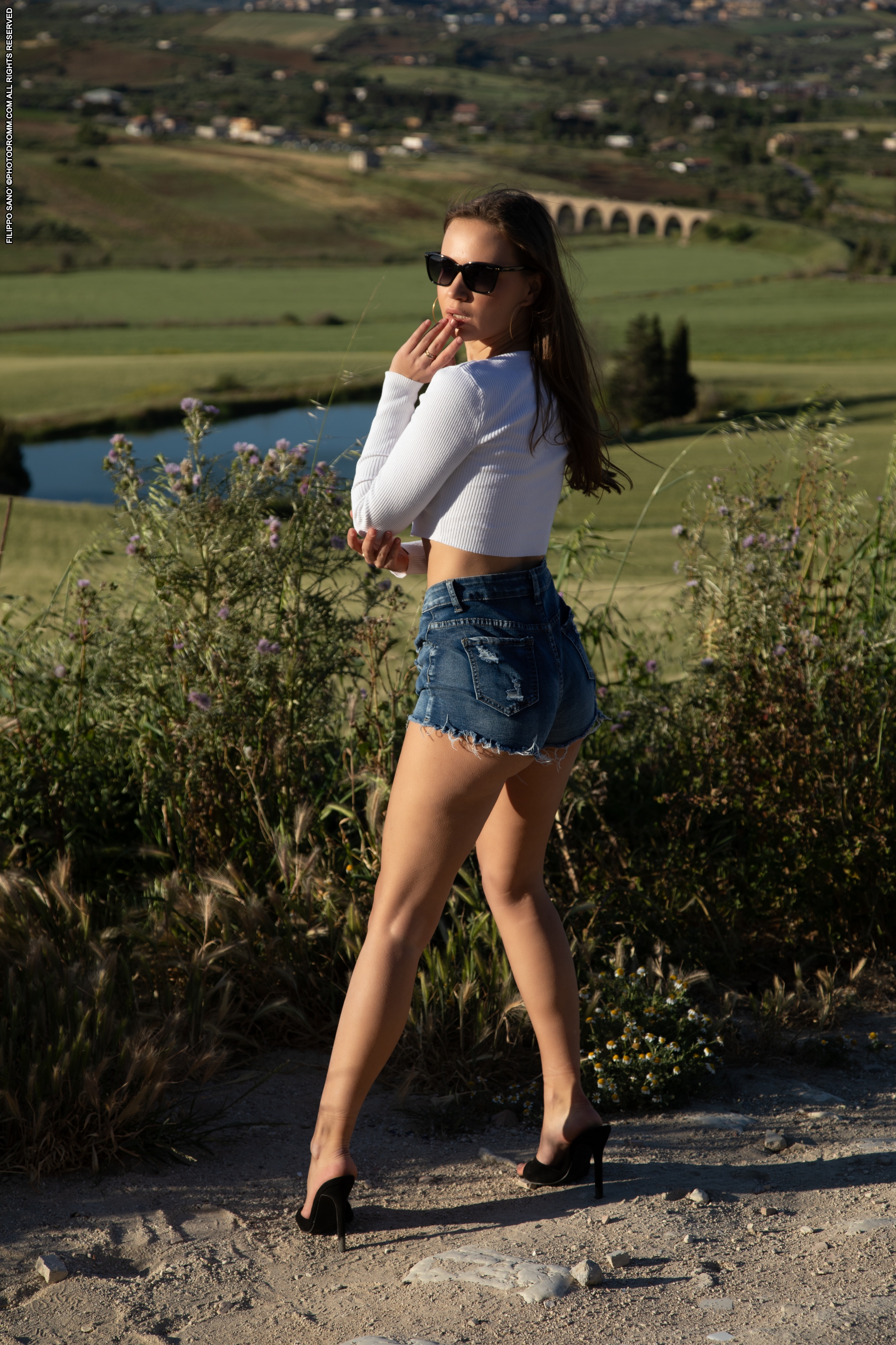 Paula in Photodromm set Day Trip