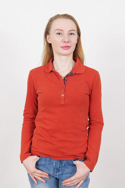 Vi Ezra in Casting from Test Shoots