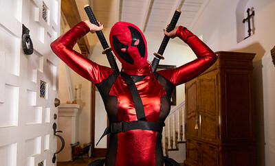Jessa Rhodes in Lady Deadpool from VR Cosplay X