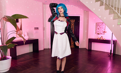 Melanie Marie in Arcane Powder from VR Cosplay X