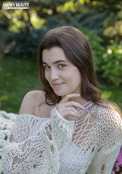 Danna in Gardening from Showy Beauty